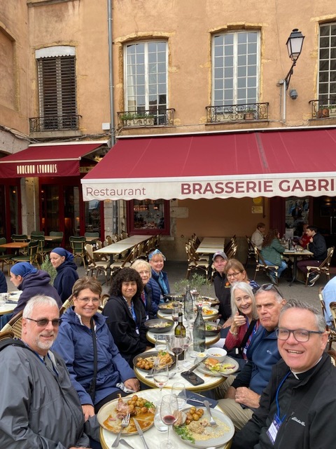 group restaurant